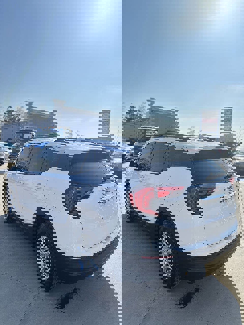 Used 2018 GMC Terrain SLE w/ Driver Convenience Package image 5