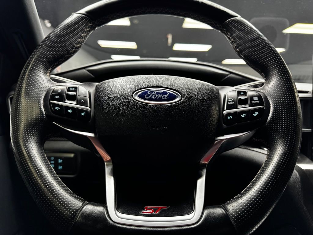 Used 2020 Ford Explorer ST w/ ST High-Performance Pack AWD/4WD image 23