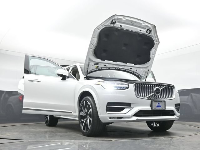 Used 2023 Volvo XC90 B6 Plus w/ Protection Package Premier AWD/4WD image 55