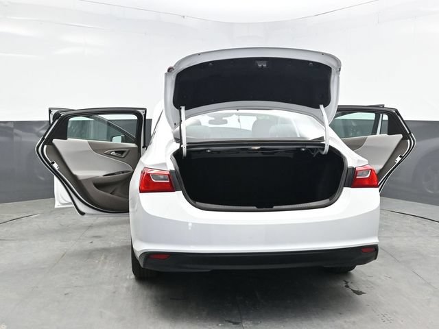 Used 2019 Chevrolet Malibu LS FWD image 45