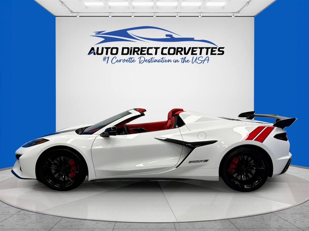 Used 2027 Chevrolet Corvette Grand Sport w/ Z52 Sport Performance Package RWD image 4