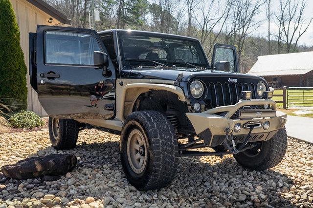 Used 2017 Jeep Wrangler Unlimited Sport w/ Quick Order Package 24S image 27