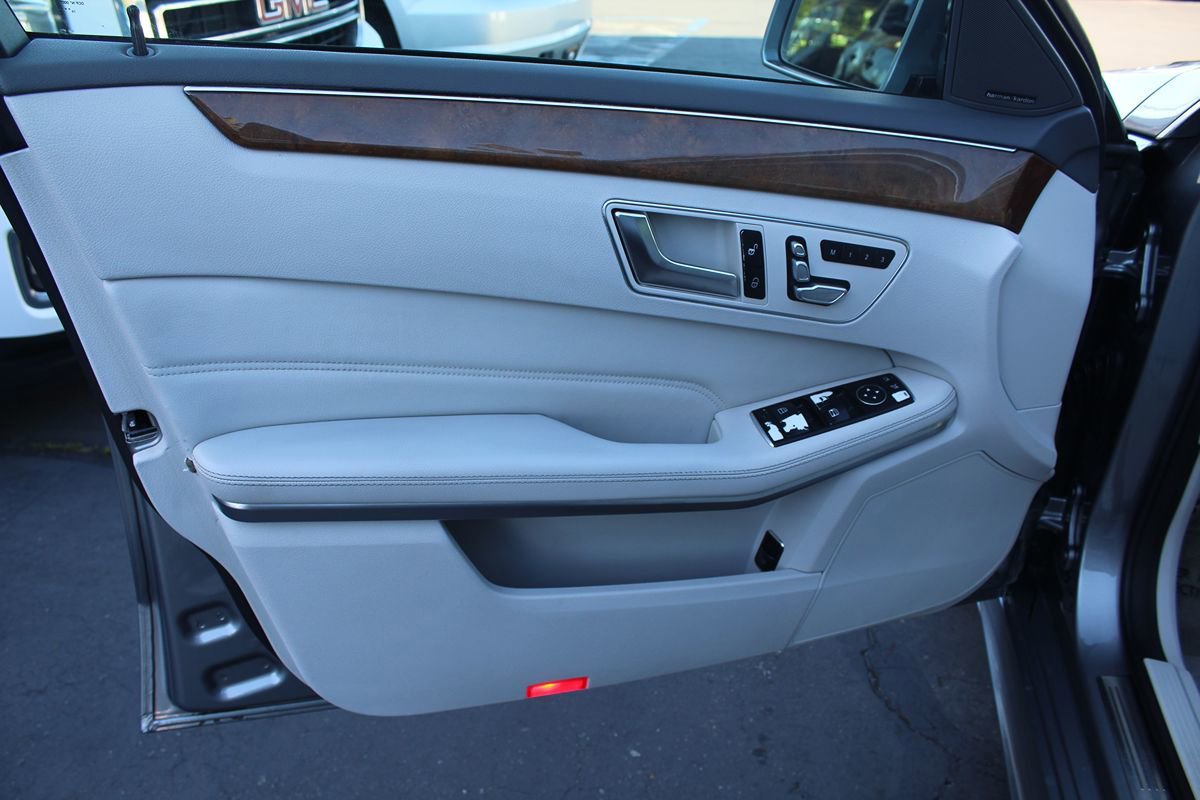 Used 2015 Mercedes-Benz E 350 4MATIC Wagon image 14