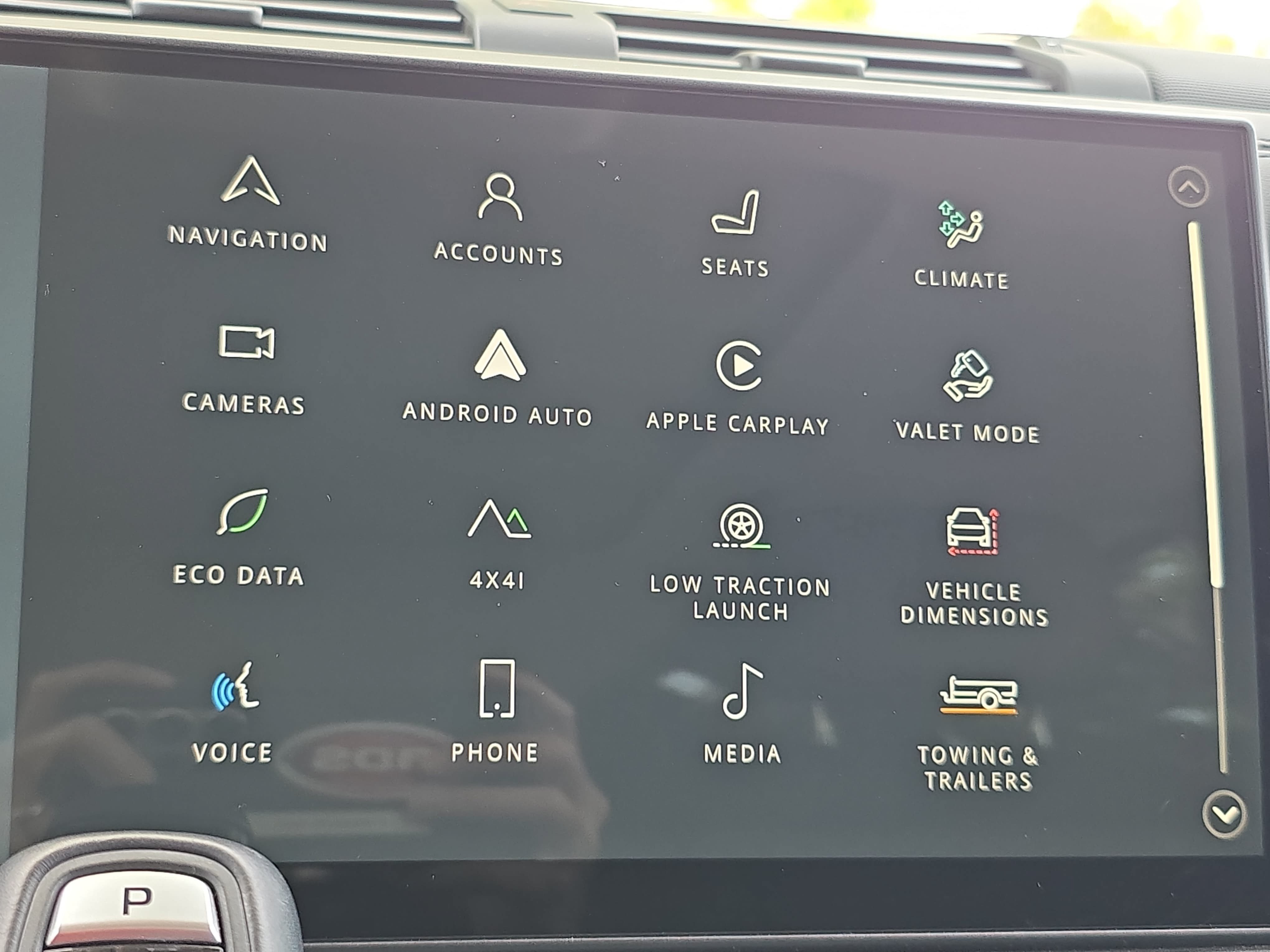 Certified 2025 Land Rover Defender 110 S AWD/4WD image 20
