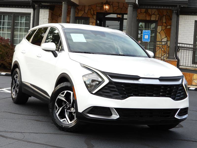 Used 2023 Kia Sportage LX image 9