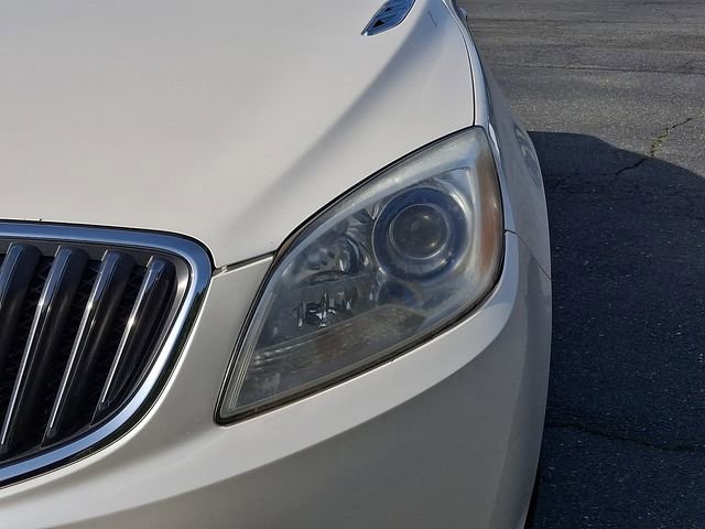 Used 2014 Buick Verano Leather image 9