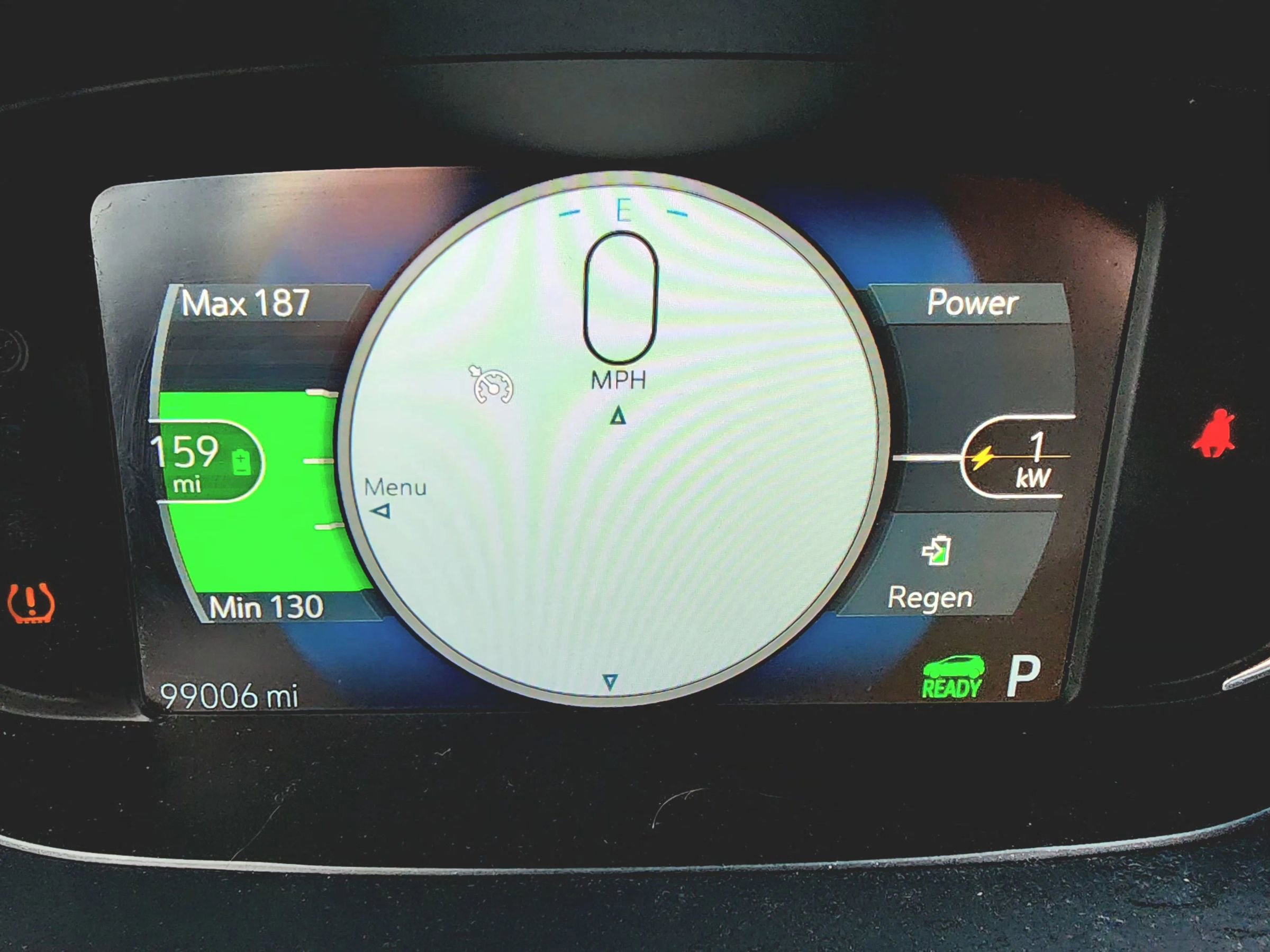 Used 2019 Chevrolet Bolt Premier w/ Infotainment Package FWD image 20