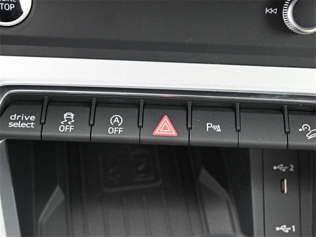 Certified 2025 Audi Q3 2.0T Premium w/ Convenience Package image 24