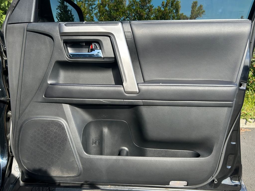 Used 2022 Toyota 4Runner SR5 Premium image 26