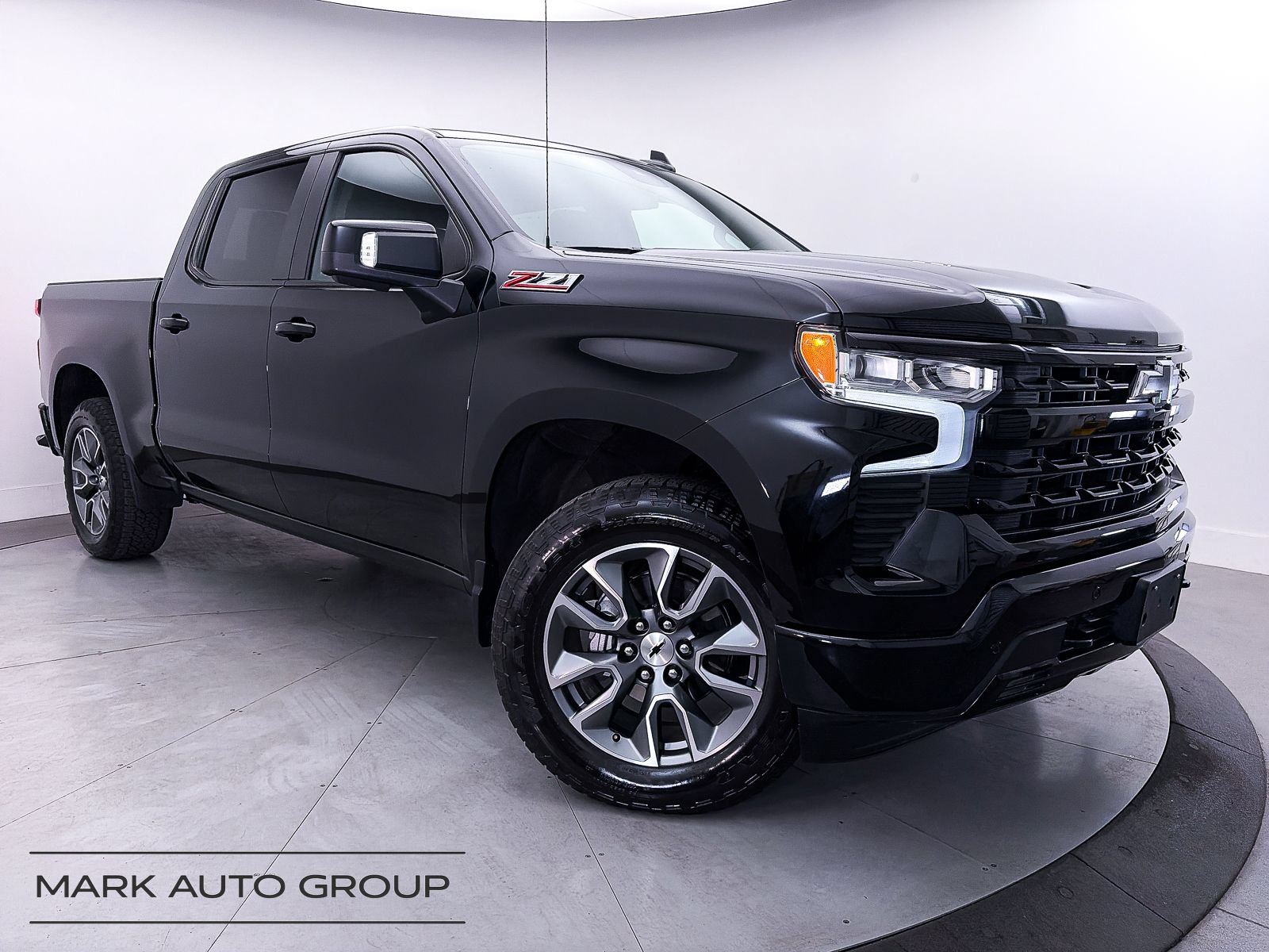 Used 2024 Chevrolet Silverado 1500 RST w/ All Star Edition Plus AWD/4WD image 3