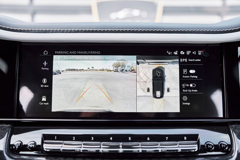 Used 2026 Rolls-Royce Cullinan Black Badge AWD/4WD image 89
