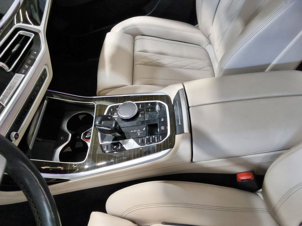Used 2020 BMW X7 xDrive40i w/ Premium Package AWD/4WD image 18
