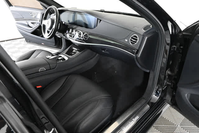 Used 2020 Mercedes-Benz S 450 Sedan image 11