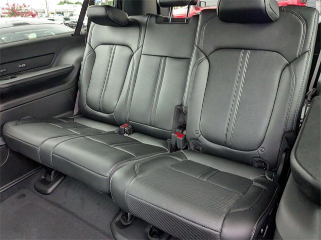 New 2025 Jeep Wagoneer L Series II w/ Convenience Group I image 32