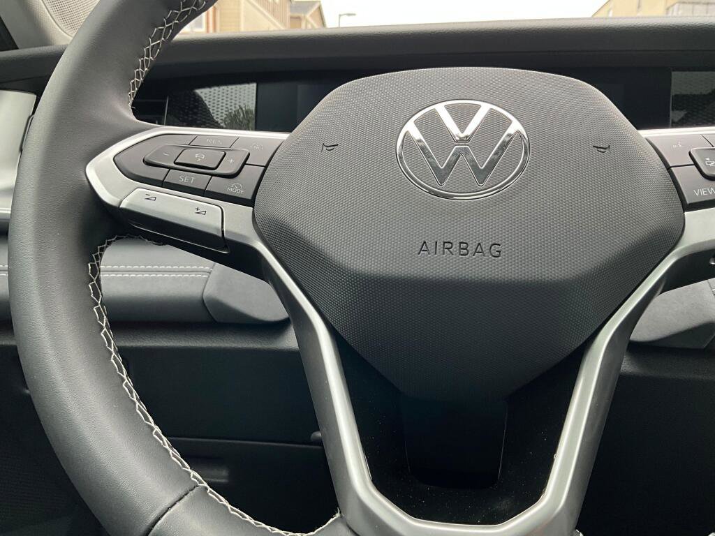 New 2026 Volkswagen Tiguan SE AWD/4WD image 23