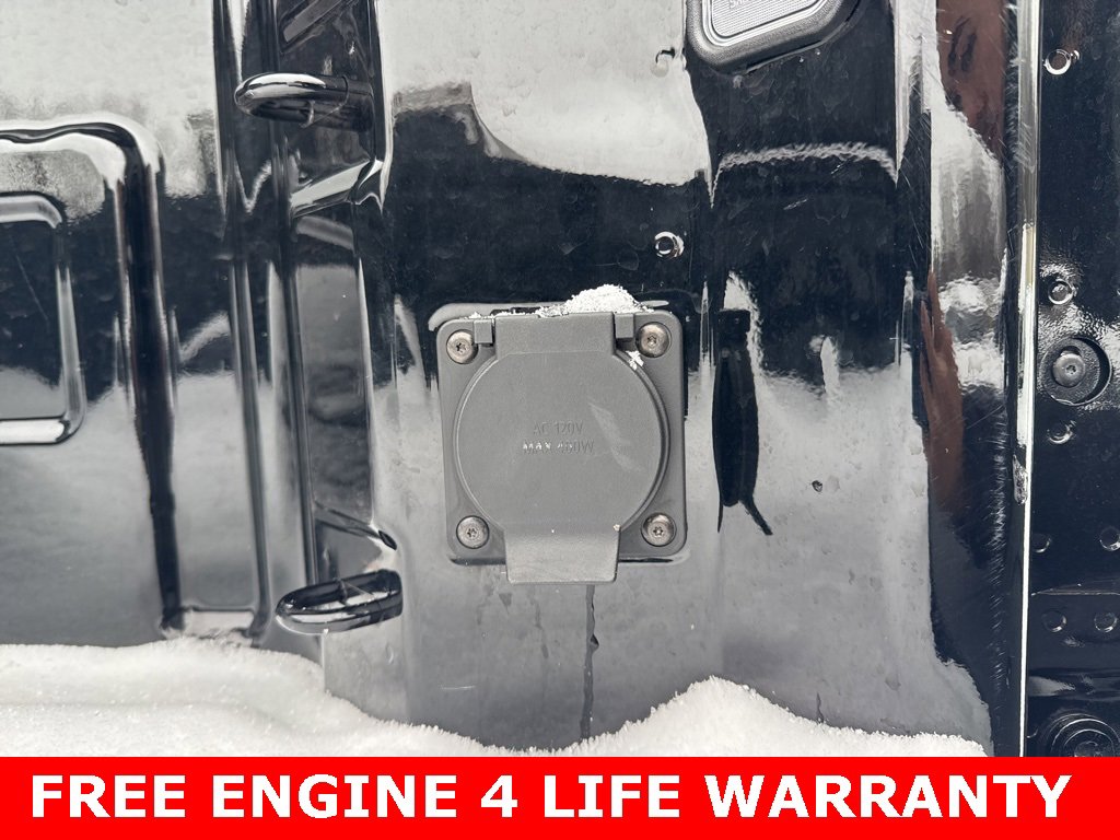 Used 2025 GMC Sierra 1500 Elevation image 24