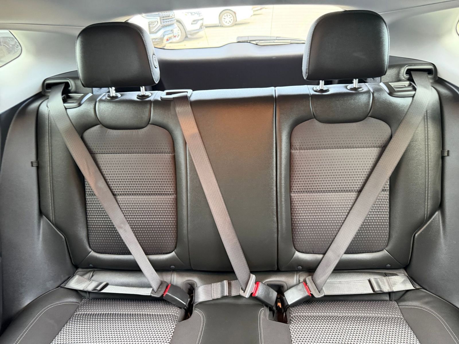 Used 2025 Chevrolet Trax LT image 39