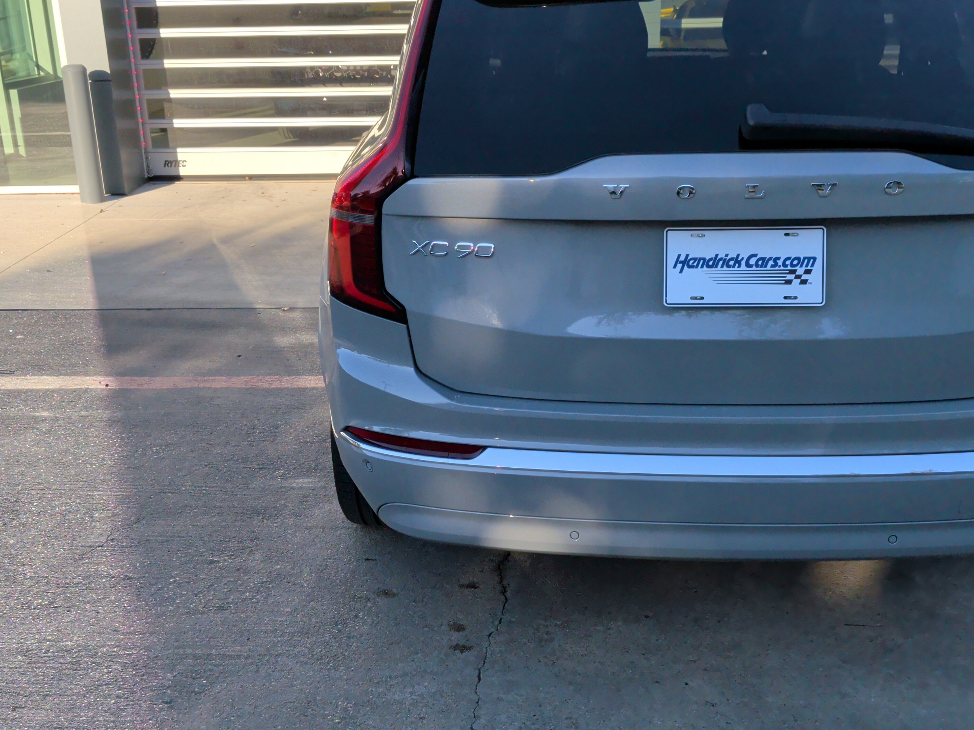 Used 2025 Volvo XC90 B6 Plus image 15