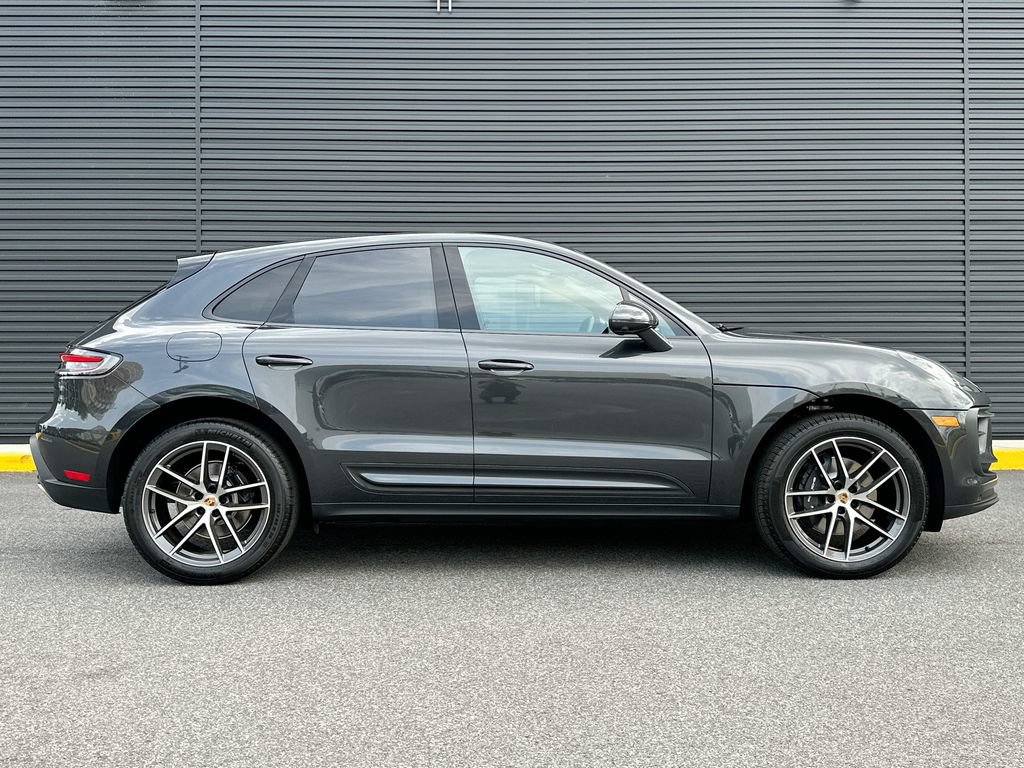 New 2026 Porsche Macan AWD/4WD image 8
