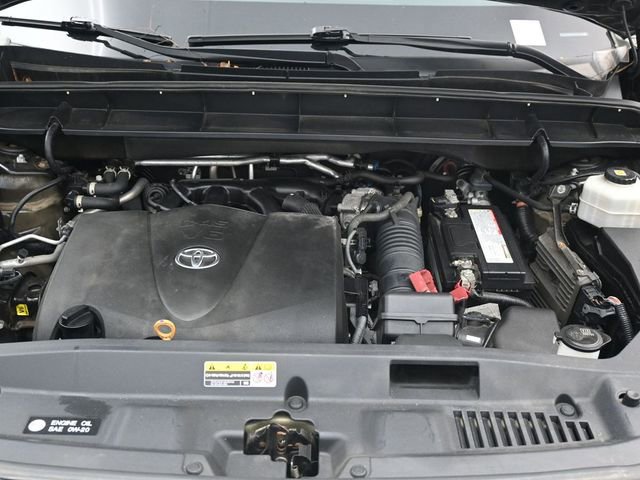 Used 2022 Toyota Highlander XLE image 34