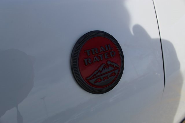 Used 2025 Jeep Compass Trailhawk w/ Trailhawk Elite Group image 9