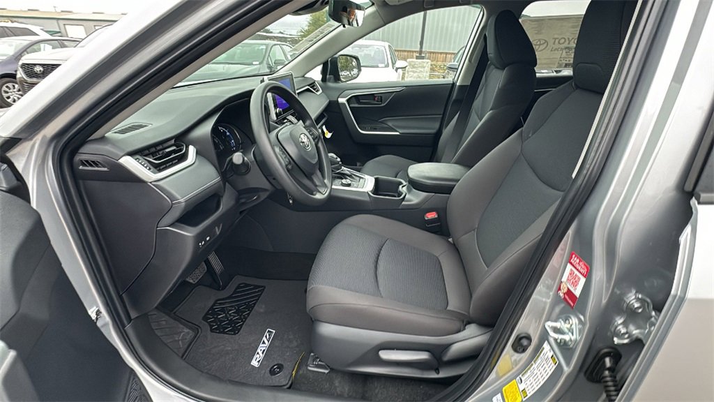 New 2025 Toyota RAV4 LE image 18
