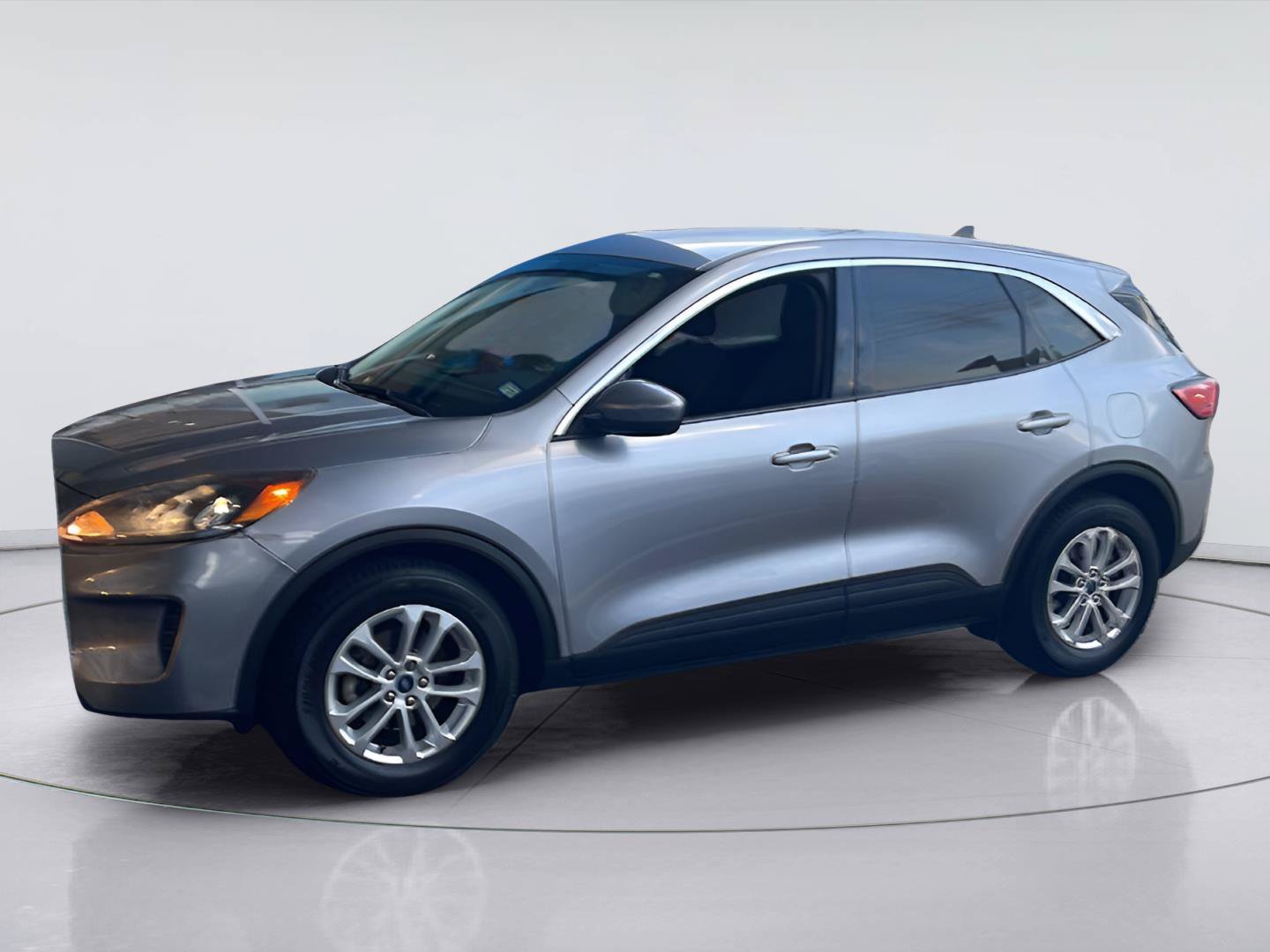 Used 2021 Ford Escape SE FWD image 3