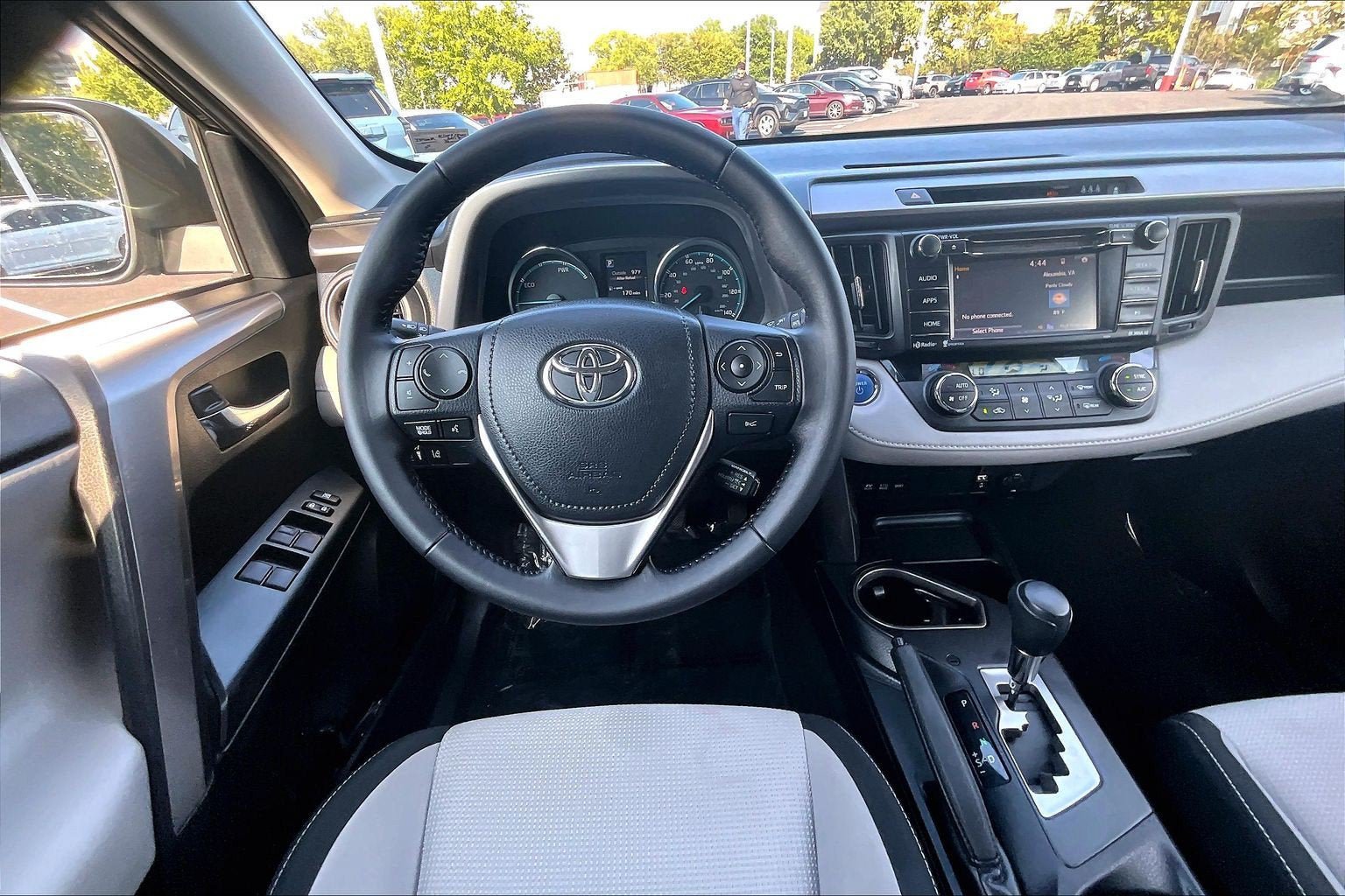 Used 2017 Toyota RAV4 XLE w/ Carpet Mat Package AWD/4WD image 5
