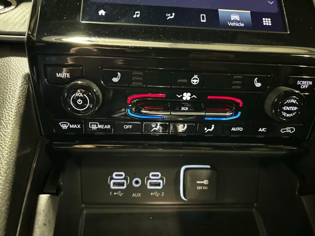 Used 2024 Jeep Grand Cherokee L Altitude image 17