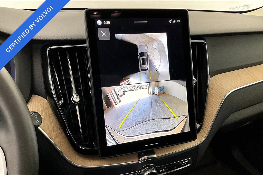 Certified 2026 Volvo XC60 B5 Plus AWD/4WD image 28
