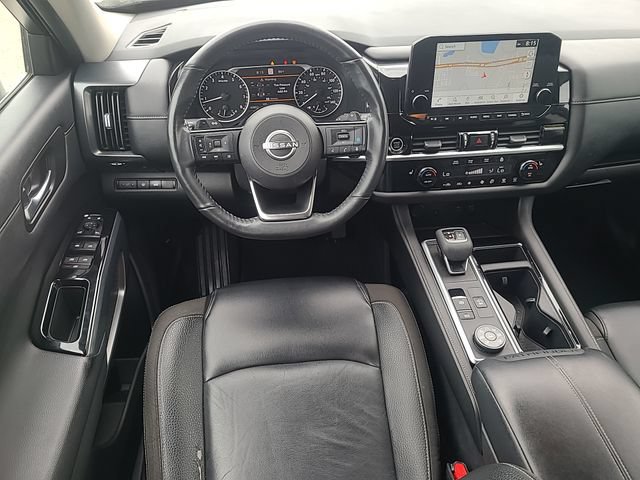 Used 2024 Nissan Pathfinder SL AWD/4WD image 25