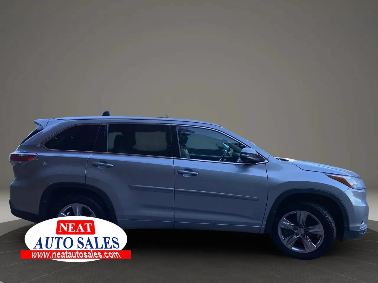 Used 2015 Toyota Highlander Limited AWD/4WD image 4