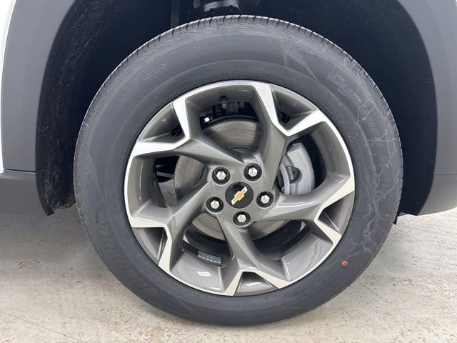 New 2026 Chevrolet Trax LT w/ Driver Confidence Package FWD image 30