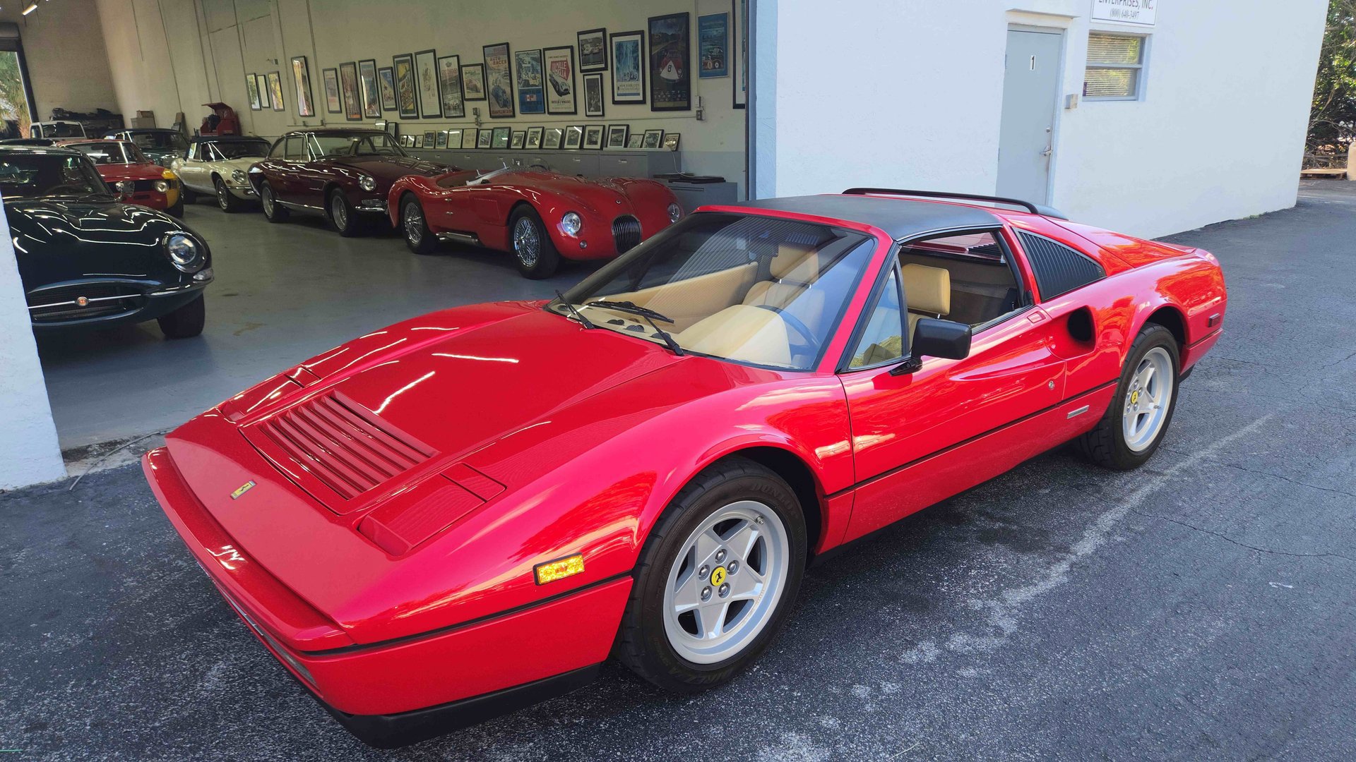 Used 1986 Ferrari 328 GTS image 3