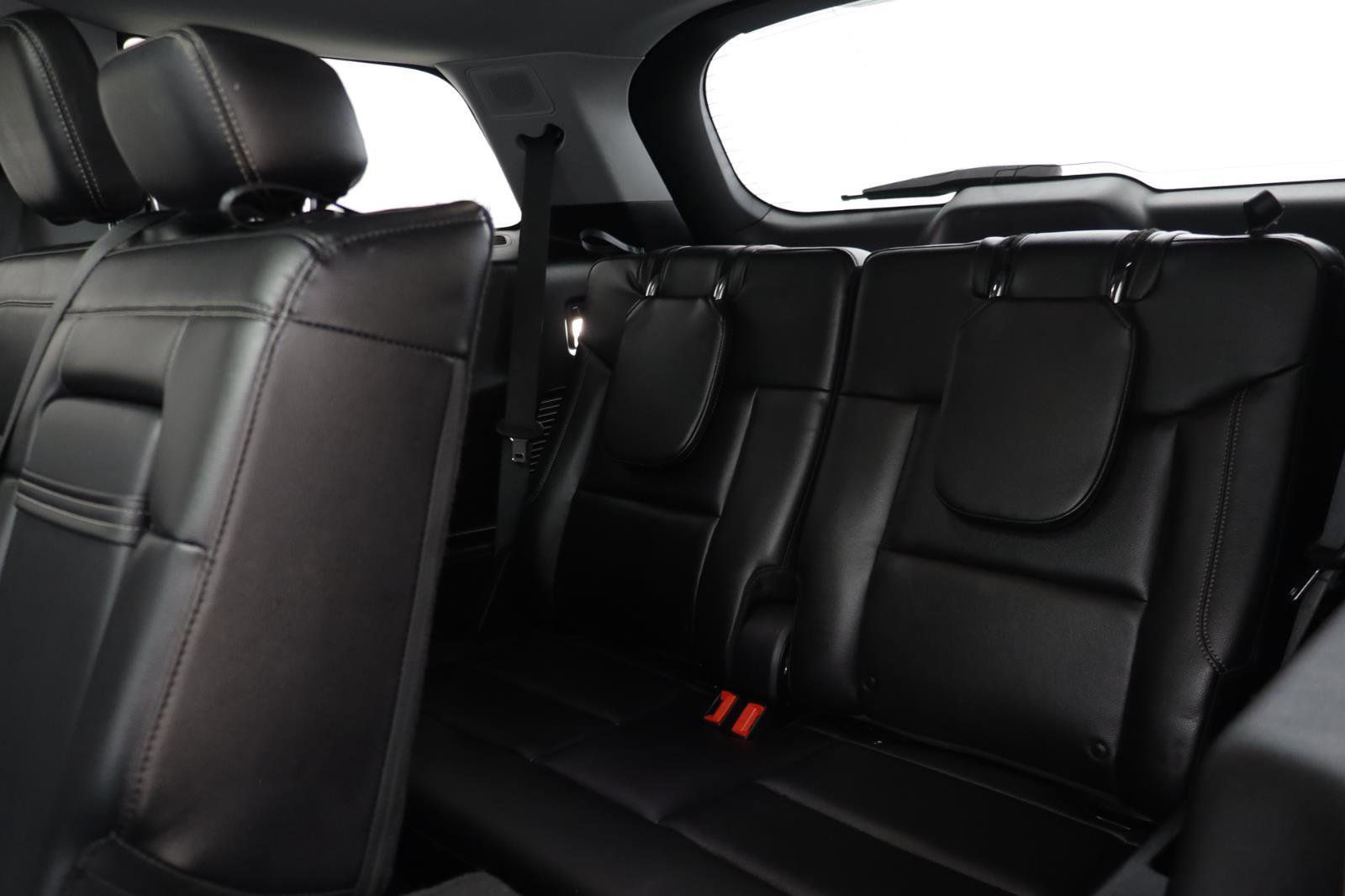 Used 2021 Ford Explorer Limited w/ Equipment Group 301A image 15