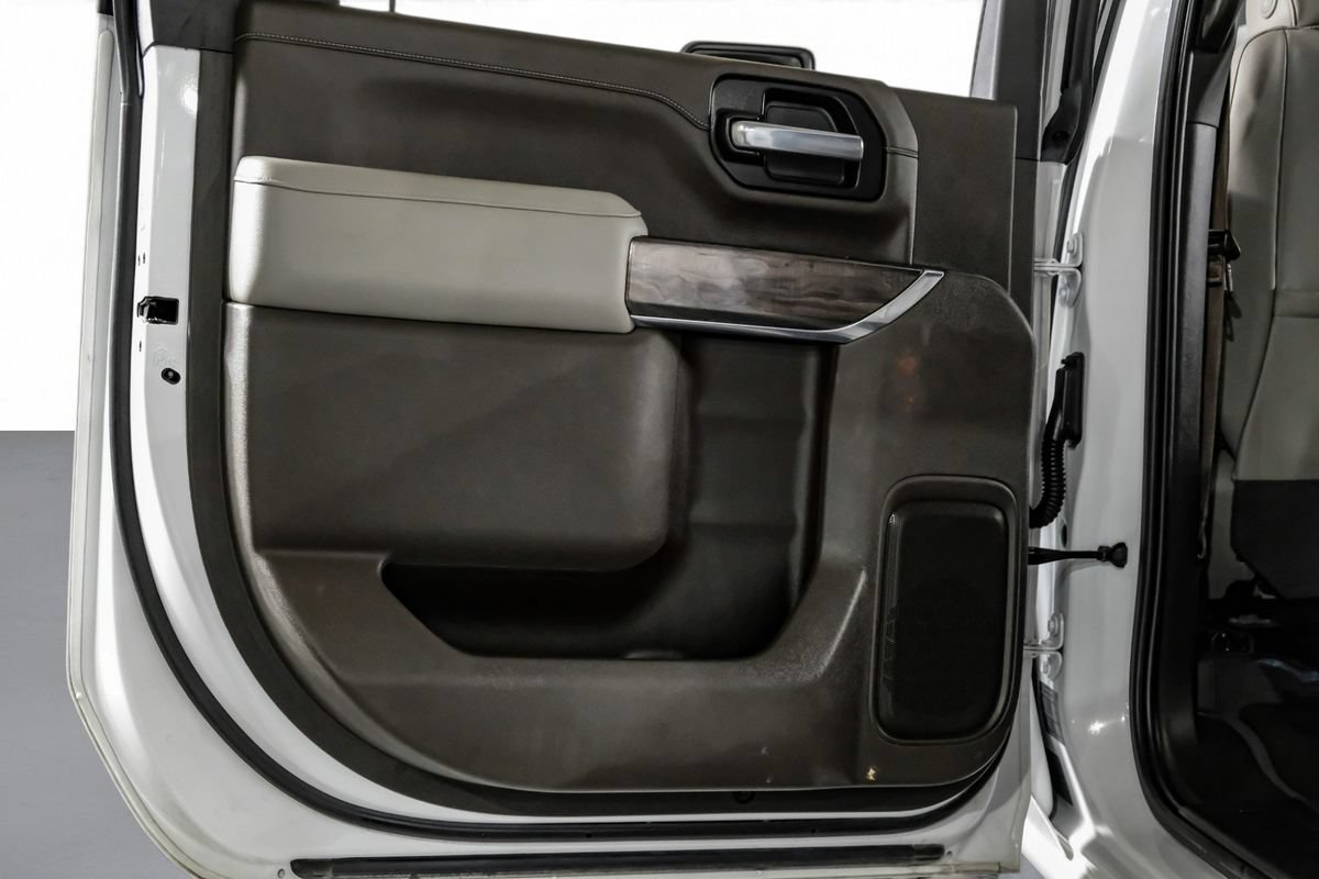 Used 2023 Chevrolet Silverado 3500 LTZ w/ LTZ Convenience Package AWD/4WD image 38