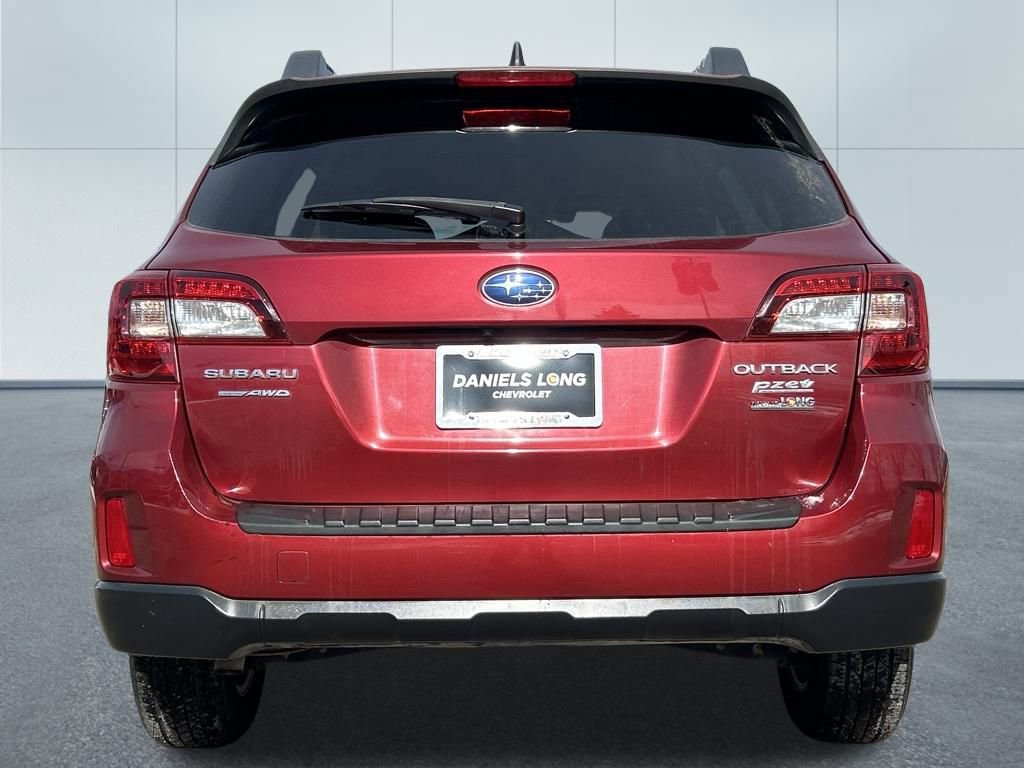 Used 2017 Subaru Outback 2.5i Premium image 4