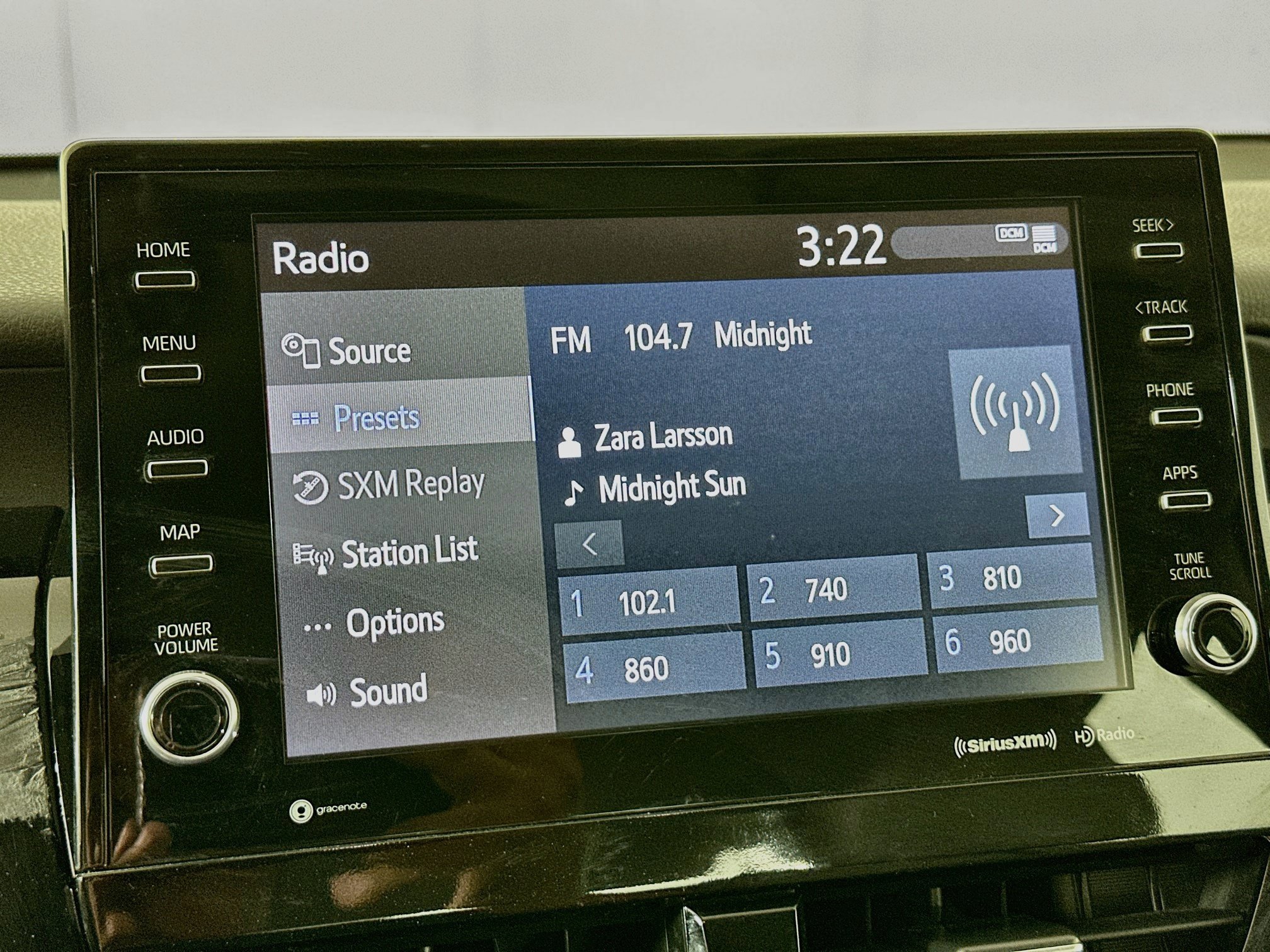 Used 2024 Toyota Camry XSE FWD image 21