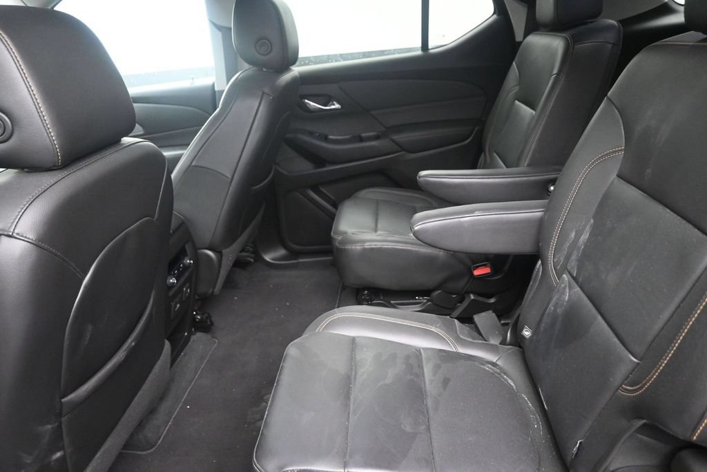 Used 2021 Chevrolet Traverse RS FWD image 14