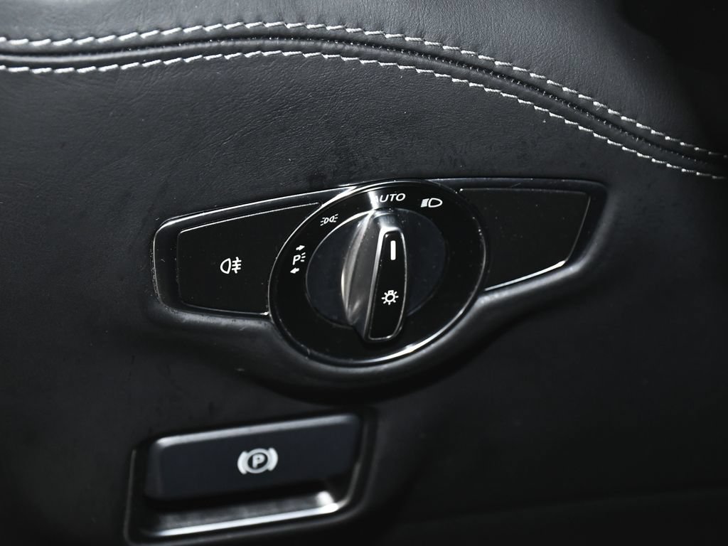 Used 2015 Mercedes-Benz S 550 4MATIC Coupe image 19
