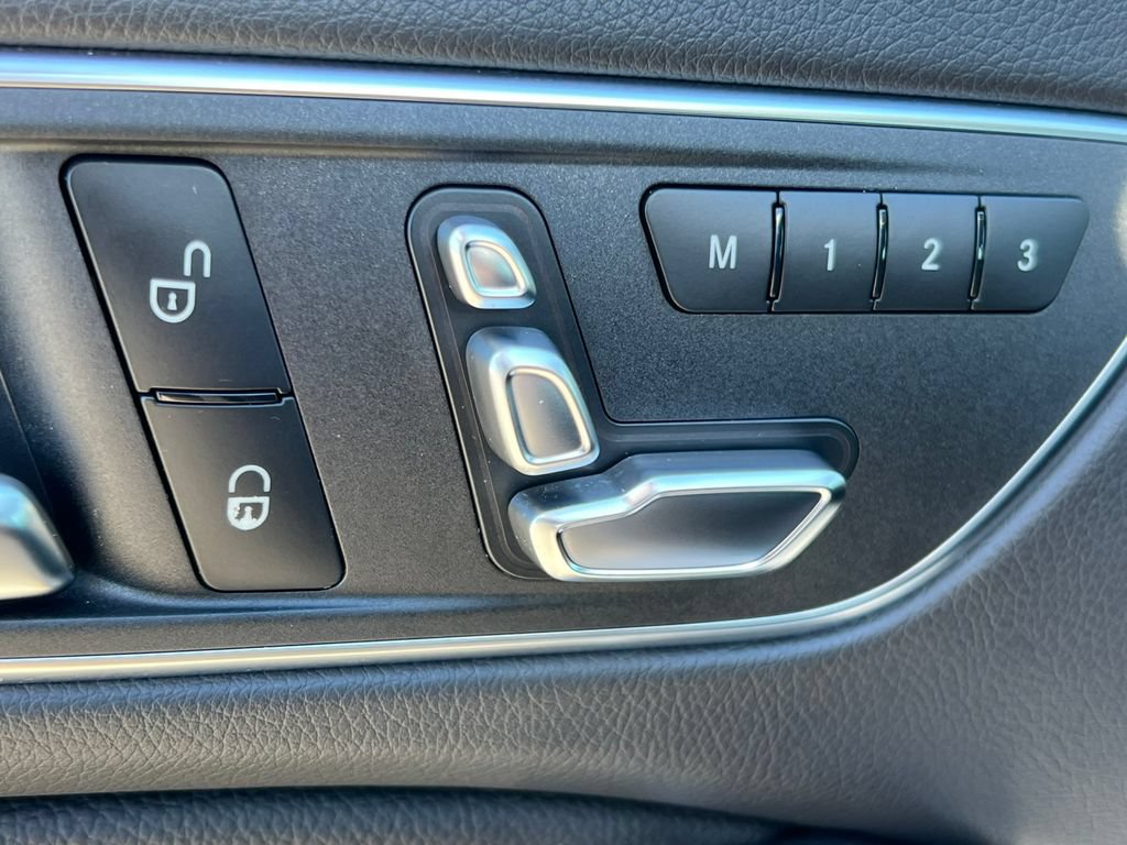 Used 2018 Mercedes-Benz CLA 250 4MATIC image 17