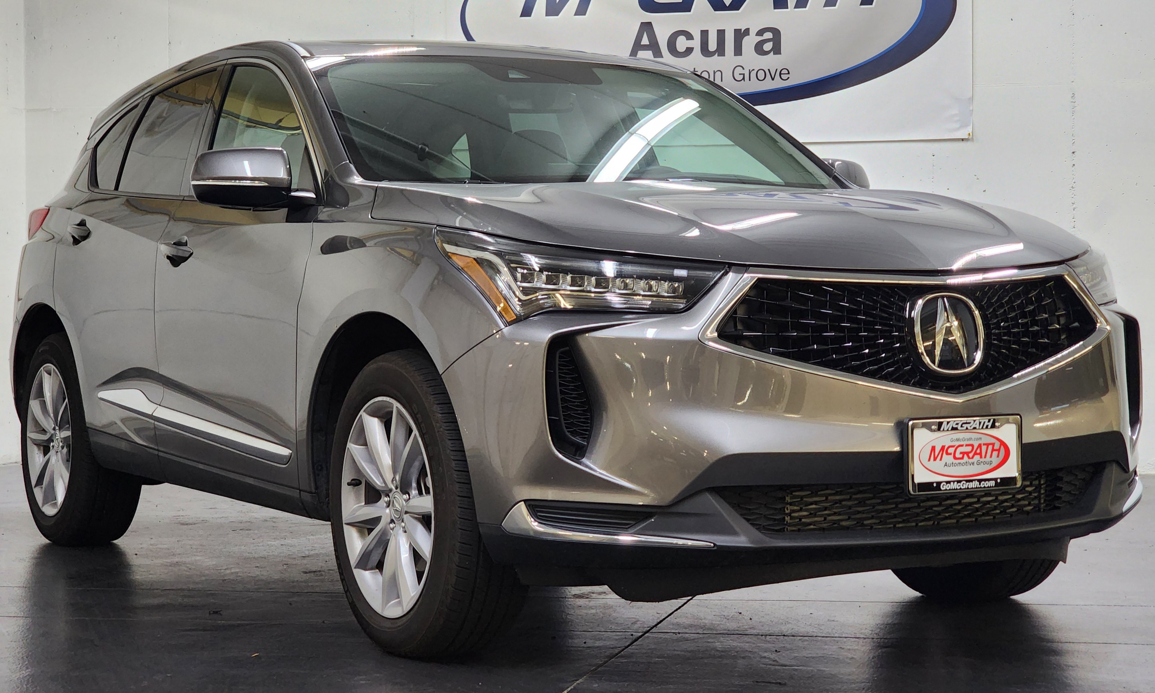 Used 2024 Acura RDX SH-AWD image 2