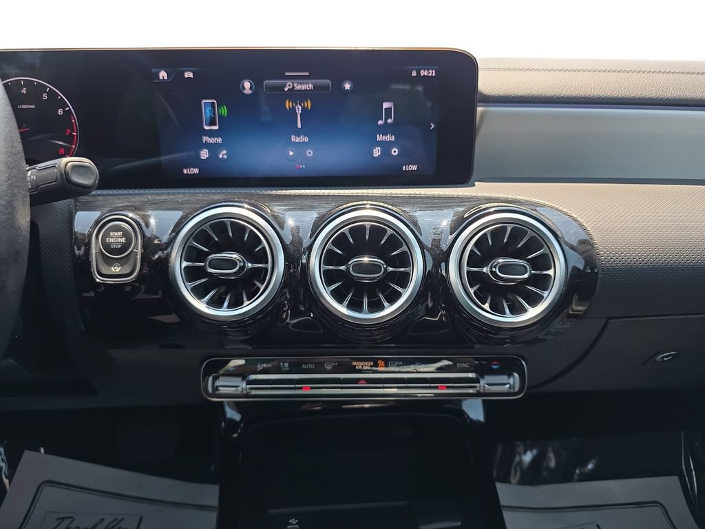 Used 2025 Mercedes-Benz CLA 250 image 20
