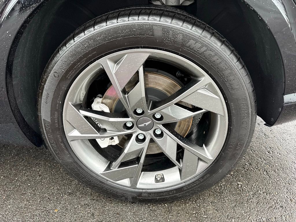 Used 2025 Genesis Electrified GV70 Advanced w/ Prestige Package image 37