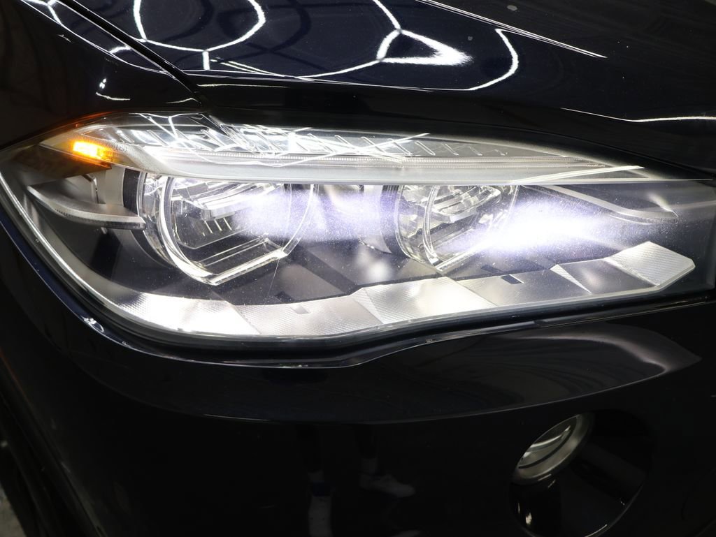 Used 2018 BMW X5 xDrive50i AWD/4WD image 35
