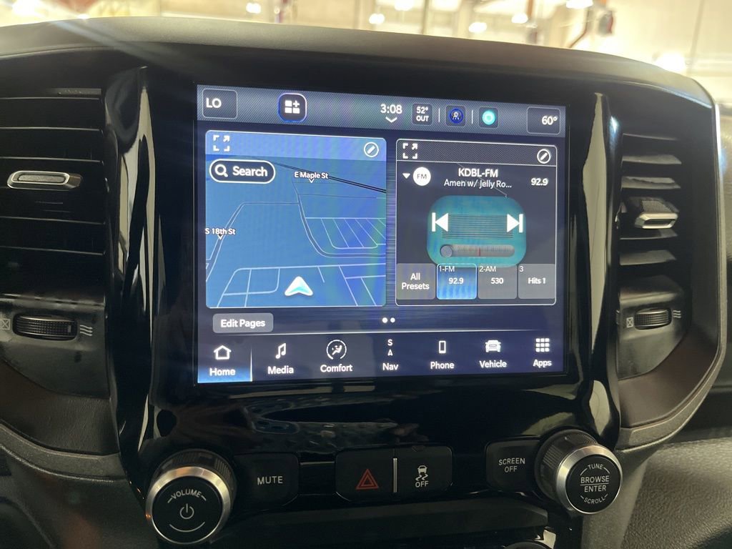 Used 2024 RAM 2500 Tradesman w/ Chrome Appearance Group image 20