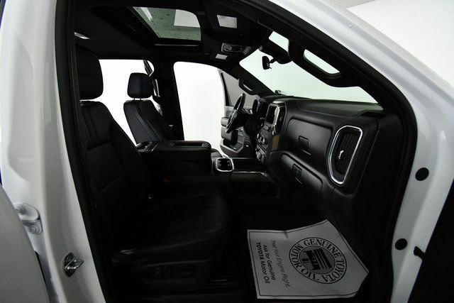 Used 2022 Chevrolet Silverado 3500 High Country w/ Z71 Off-Road Package image 23