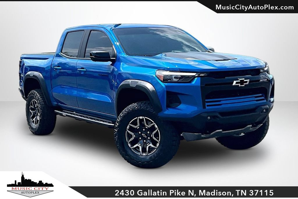 Used 2023 Chevrolet Colorado ZR2 w/ ZR2 Convenience Package III AWD/4WD image 1