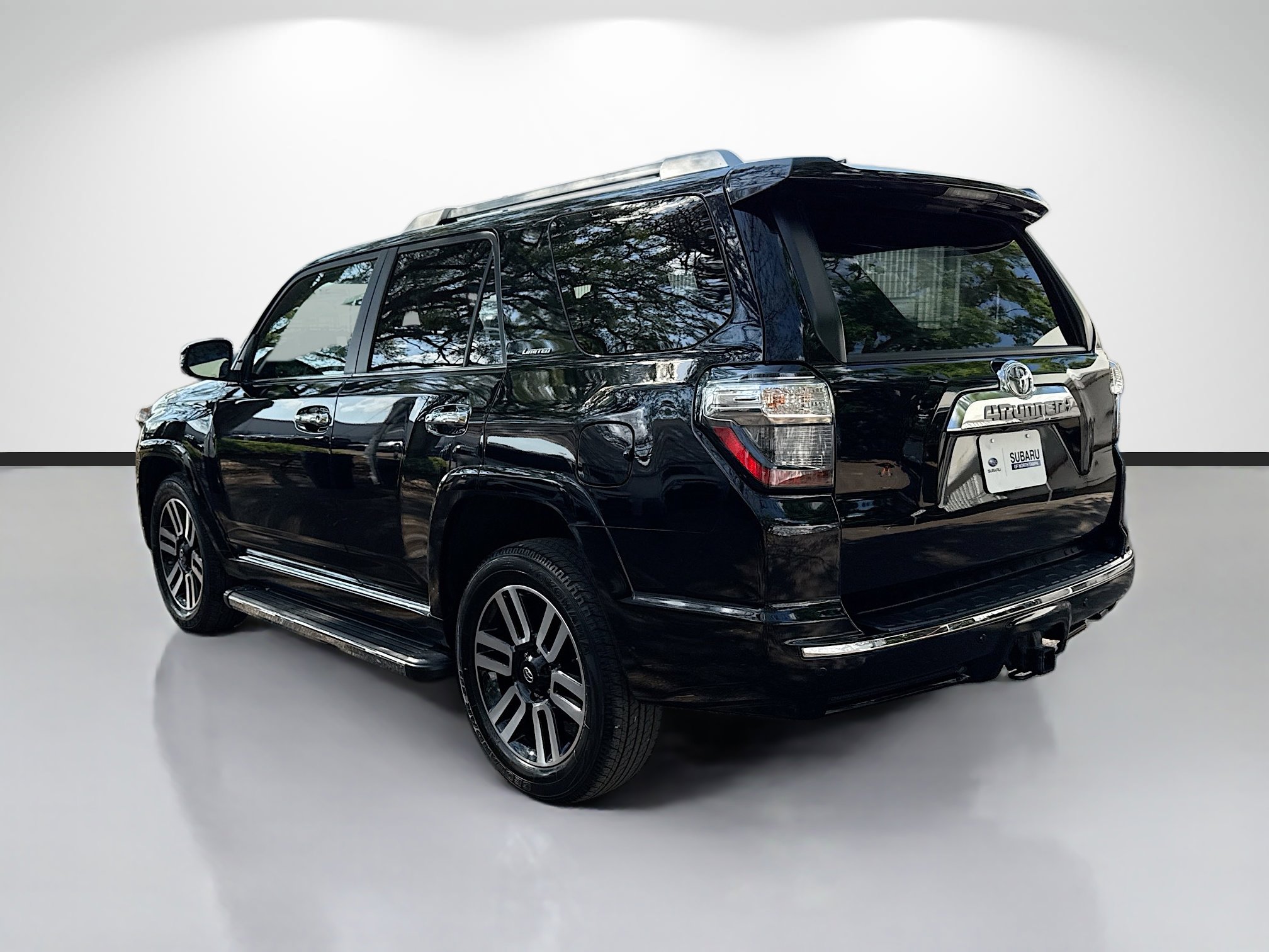 Used 2021 Toyota 4Runner Limited image 5
