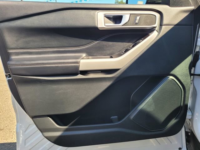 Certified 2022 Ford Explorer XLT image 16